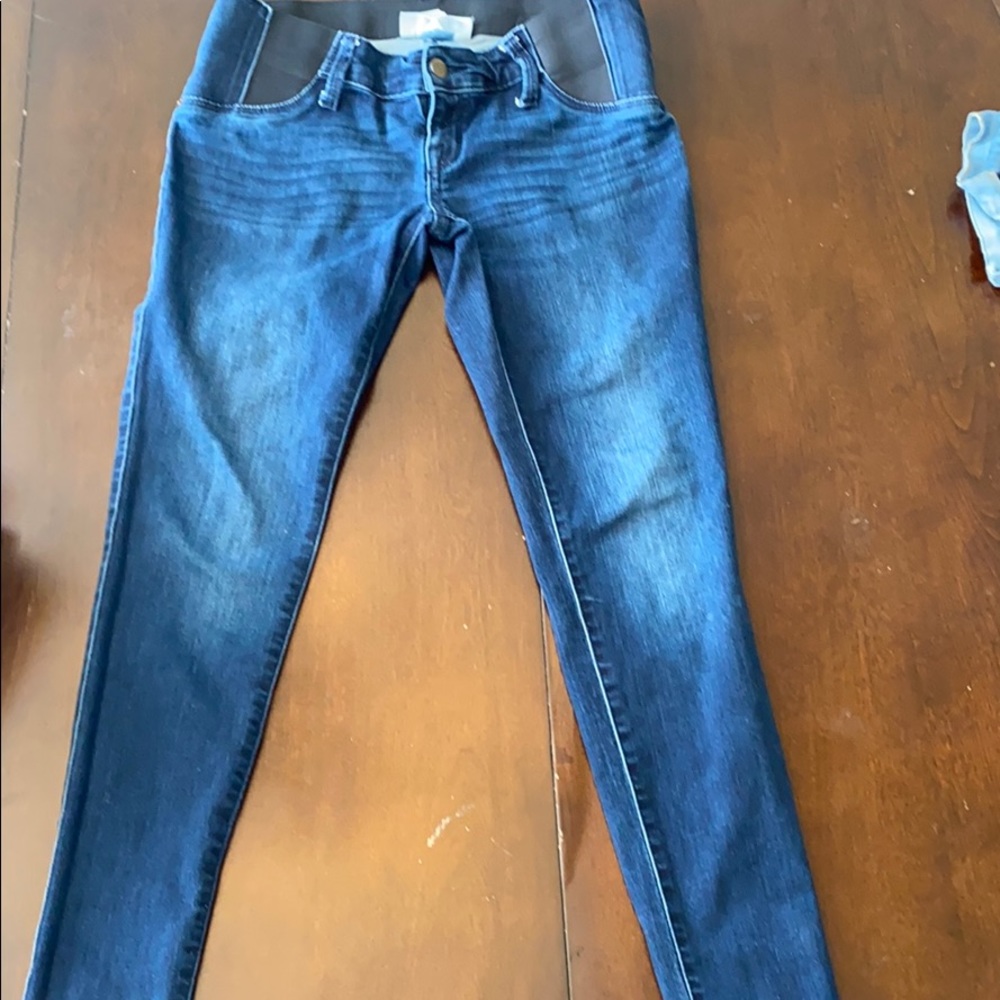 Maternity skinny jeans! Great condition!